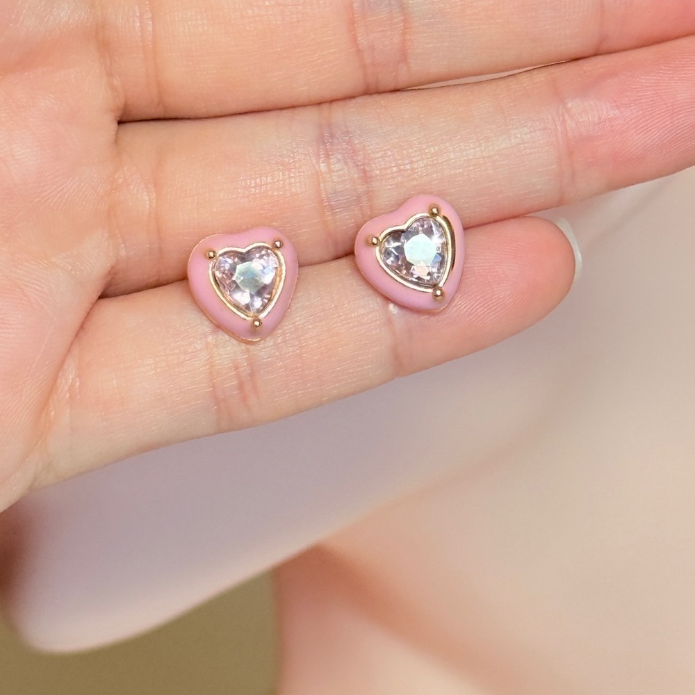 Heart-Shaped Pink and Gold Stud Earrings - Picture 8 of 8